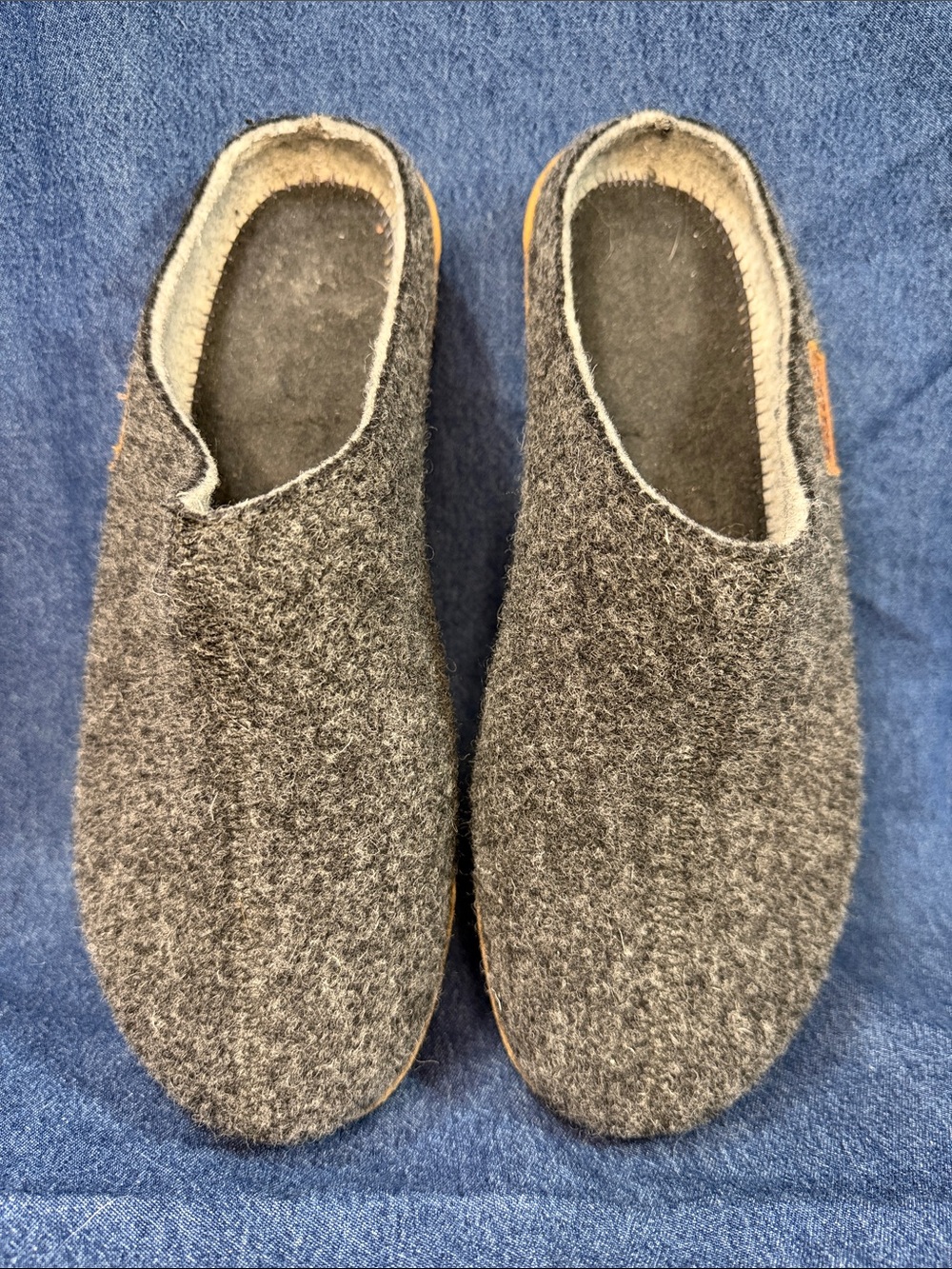 Taos Footwear Charcoal Gray Wool Slip-On Women's Flats